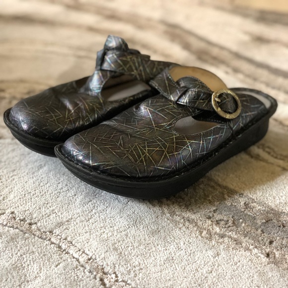 Alegría Clog Shoes - Picture 2 of 9